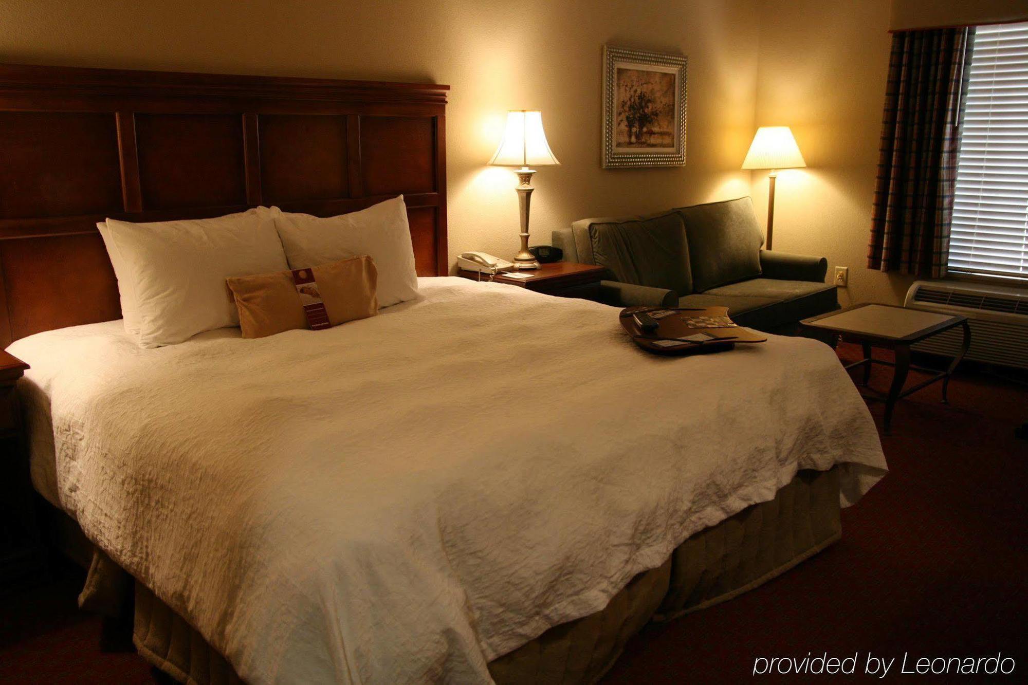 Hampton Inn & Suites Montgomery-Eastchase Quarto foto