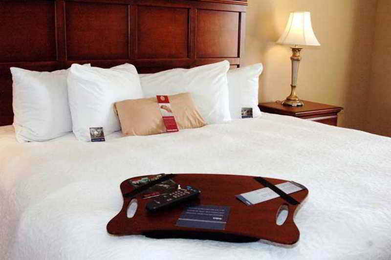 Hampton Inn & Suites Montgomery-Eastchase Quarto foto